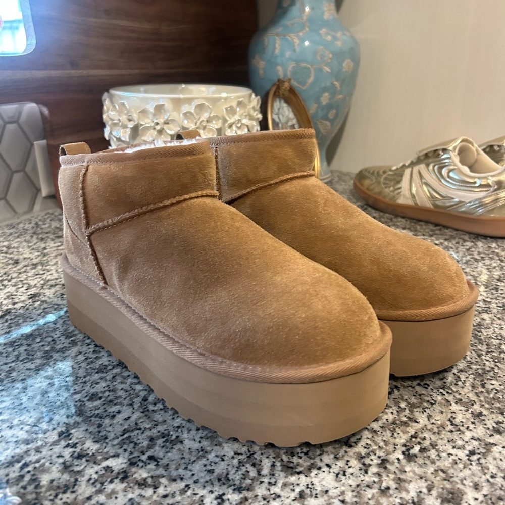 Women's Tan Suede Platform Ankle Ugg boots